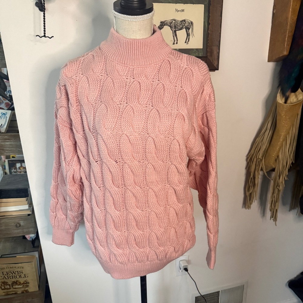 Vintage UNITED COLORS OF BENETTON Light Pink Cable Knit Sweater 1970's